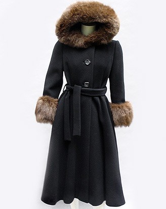 60S CALVIN KLEIN WITH FUR TRIM  4/6